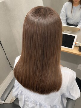 リノア 西梅田 福島(Linoa) ナチュラルベージュブラウンの美髪縮毛矯正