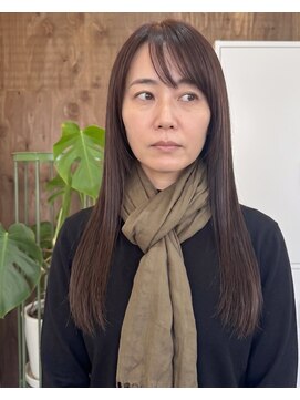 零秒女髪 千里丘店 上品な艶髪セミロングストレート美髪スタイル髪質改善艶感