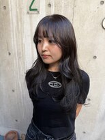 ニコ サガ(NIKO Saga)&nbsp;佐賀市/大人かわいいハッシュカット/レイヤーカット/寒色カラー