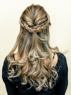 美容室サム 編み込みアレンジ