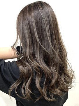 エスアイ(S.i) 外国人風ハイライト［五条駅/京都駅/七条駅/四条駅/烏丸駅］