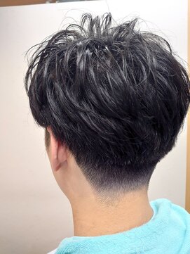 ヴェルデ シンバシ(VERDE SHINBASHI) マッシュ ツーブロック ショート ビジネスマン 学生、黒髪