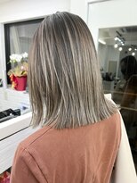 ウネルマ(unelma)&nbsp;バレイヤージュ/エアタッチ/ベージュカラー