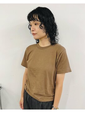 アンブレラ 中目黒(ANBRERA) ウルフパーマ×ミディアム