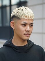 メリケンバーバーショップ コウベ(MERICAN BARBERSHOP KOBE) ブリーチスキンフェードクロップ