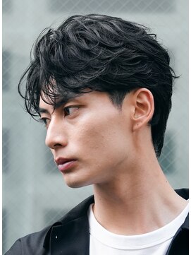 レタッチ バイ フィフス 天神大名(RETOUCH by fifth) 福岡天神メンズフェザーパーマフェザーショートスパイラルパーマ