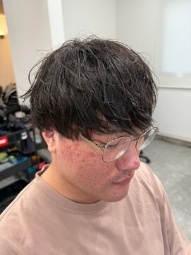 フゥ 宇都宮(FeU) 栃木メンズ波巻きスパイラルパーマシャドウパーマツイストパーマ