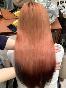 モク 立川(moc) 韓国風レイヤーカットブリーチダブルカラー前髪