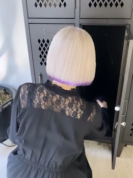 プネル(punel) ホワイト×パープル　ケアブリーチ　原宿