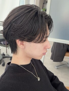 ジーナ 天神(Zina) 毛流れセンターパート