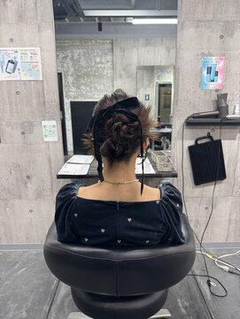 コワファースト長崎シャンプーボーイ 2nd(COIFF1RST 長崎 SHAMPOO BOY) お呼ばれアレンジ ヘアセット カチモリ