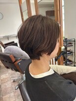 ハロヘアー(halo hair)&nbsp;大人女性のショートレイヤー