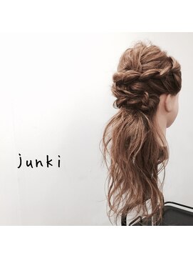 セレンディピティー アシィール(SERENDIPITY Asi-r) 編み込みハーフ