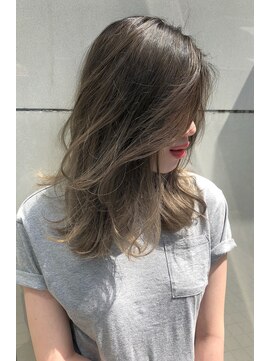 トルネード(TORNADO) ミルクティーベージュバレイヤージュ