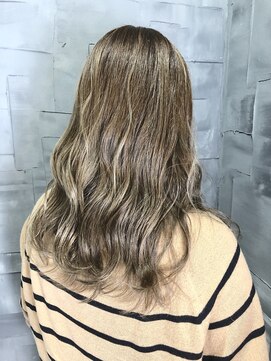 ヘアサロンエムフィス 池袋東口(HAIR SALON M Fe's) ナチュラルハワイティーアッシュ