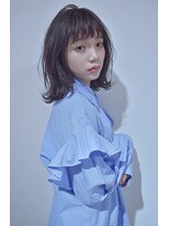 ラダ(Lada)&nbsp;外ハネミディ　バイオレットアッシュ　ワイドバング