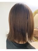 ベージュブラウン
