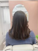 髪質改善トリートメントで艶ミディアムに♪