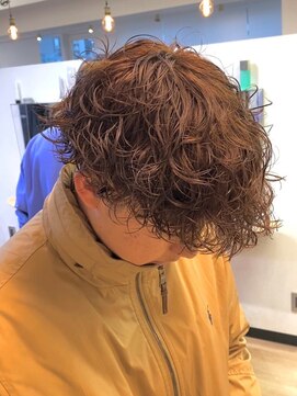 ウェイビーエフティフィフス 横浜西口(WAVEY ft.fifth) 波巻きスパイラルツイストスパイラルパーママッシュメンズヘア