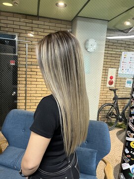 ラフ(LAFF) #ショコラアッシュ#ヘルシースタイル#ふんわりカール