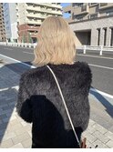 ホワイトベージュ/ハイトーン