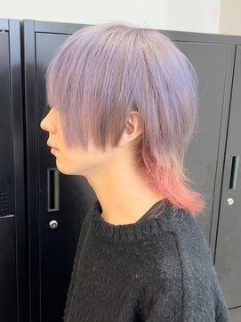 ラビス クローバー(Lovis clover) 薄紫×コーラルピンクのウルフカット♪あゆむ