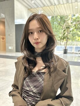 ユーフォリア 渋谷グランデ(Euphoria SHIBUYA GRANDE) レイヤーカット　韓国巻き　顔まわりカット