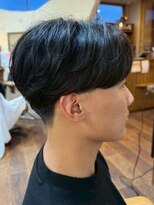 プリモ ココ 鍋島店(Primo coco.)&nbsp;メンズカット センターパート 刈り上げ ツーブロック 眉カット