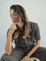 エシェル 平塚店(echelle)&nbsp;ロング/かき上げバング/アッシュベージュ/平塚