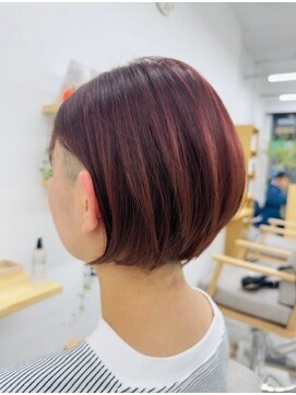 レディース刈り上げショットボブ