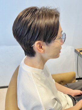 ソウス(SOURCE) センターパートリバースヘア 植木涼太