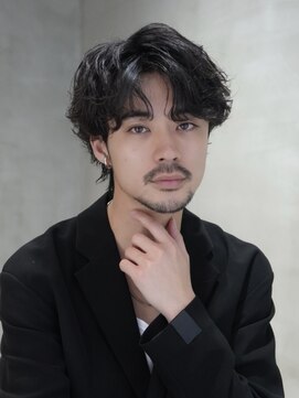 バイフィフス 原宿/表参道(by fifth) センターパートシャドウパーマスパイラルパーマ大人メンズヘア