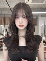 エダ 鎌倉(edA.) ミディアムレイヤー/バタフライレイヤーカット/ダークグレー