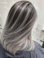 サンティエ(scintiller)&nbsp;ブリーチ/ダブルカラー/グラデーションカラー/インナーカラー