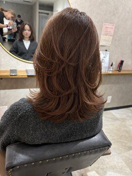 エトワ 中央店(etoi) 大分ハッシュカット胸上鎖骨下ミディアムレイヤースタイルおもめ