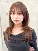 グレージュブラウン/ミディアムレイヤー/韓国巻き/顔周りカット