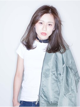 エール(a:le) 艶ブルーアッシュ　ミディアム