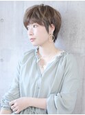大人ショートハンサムショート丸みショートボブ小顔カット