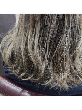 フラッグ ヘアー 天神西通り店(Flag HAIR) イルミナカラー☆グレージュ