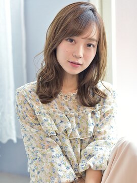 イリーブ(elieve) 大人かわいいウェーブ巻き