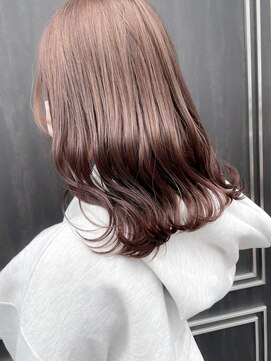 アイリー 名古屋(A/LEE) ピンクベージュ