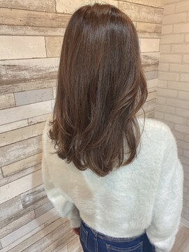 マーリャヘアー(mallia hair) くびれ外ハネセミロング