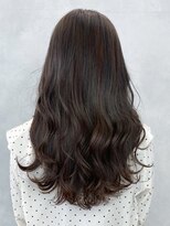 ゆる巻きロング_ショコラアッシュヘルシースタイル_ba443631