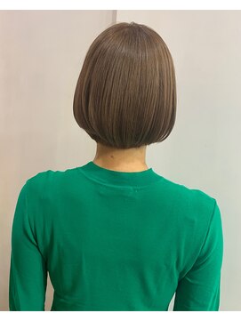 オロ(ORO) ミニボブ×シアーベージュ