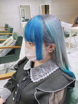 デイズ(days) 人気のインナーカラーブルーカラー☆グホワイトグレージュカラー