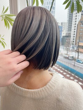 グーフィートーキョー 銀座(Goofy Tokyo) Goofy銀座/逆インナーカラー/グレー＆ブラック/ぷつっとボブ