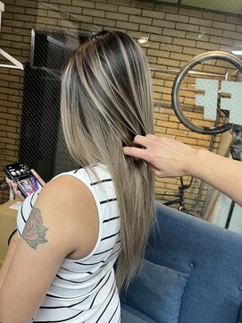 ラフ(LAFF) #着物#メルティーカラー#フェミニンロング#ウェーブミディアム