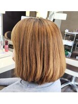 エノモト(ENOMOTO)&nbsp;ミディアムボブ白髪ぼかし 立体感ふわふわボブ マロンベージュ