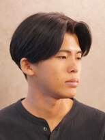 ノーエン(noen)&nbsp;センターパートスパイラルパーマツーブロック刈り上げメンズヘア