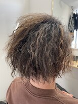 トナリ(tonari)&nbsp;メンズパーマ